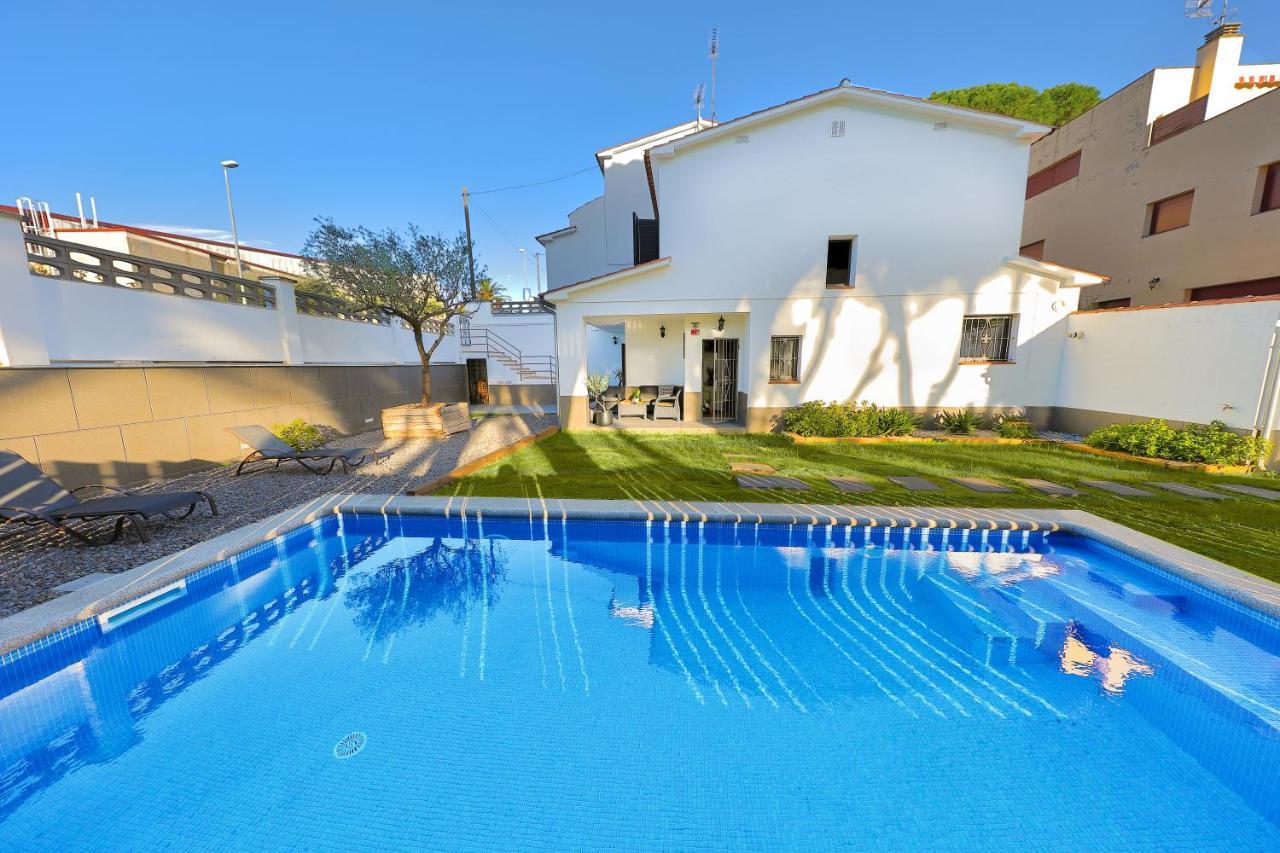 House Apartment L'Escala Exterior photo